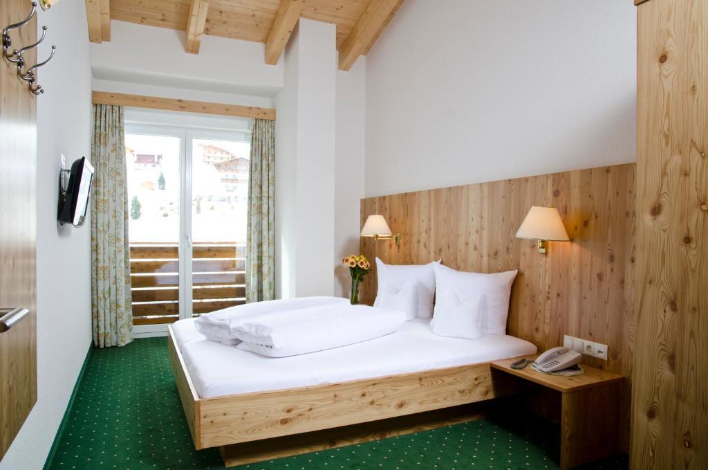 Berghotel Rasis Galtür Esterno foto